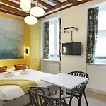 Rent A - Aparts Cadet Apartament *